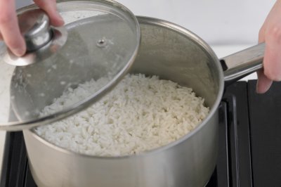Comment réussir la cuisson du riz à la casserole ou pilaf ? - Taureau Ailé